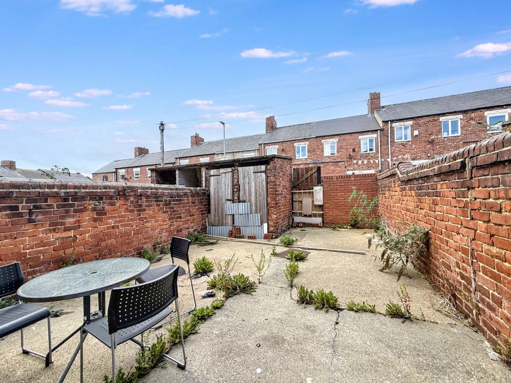 Property image 15 of 16