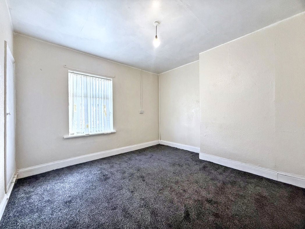 Property image 10 of 16