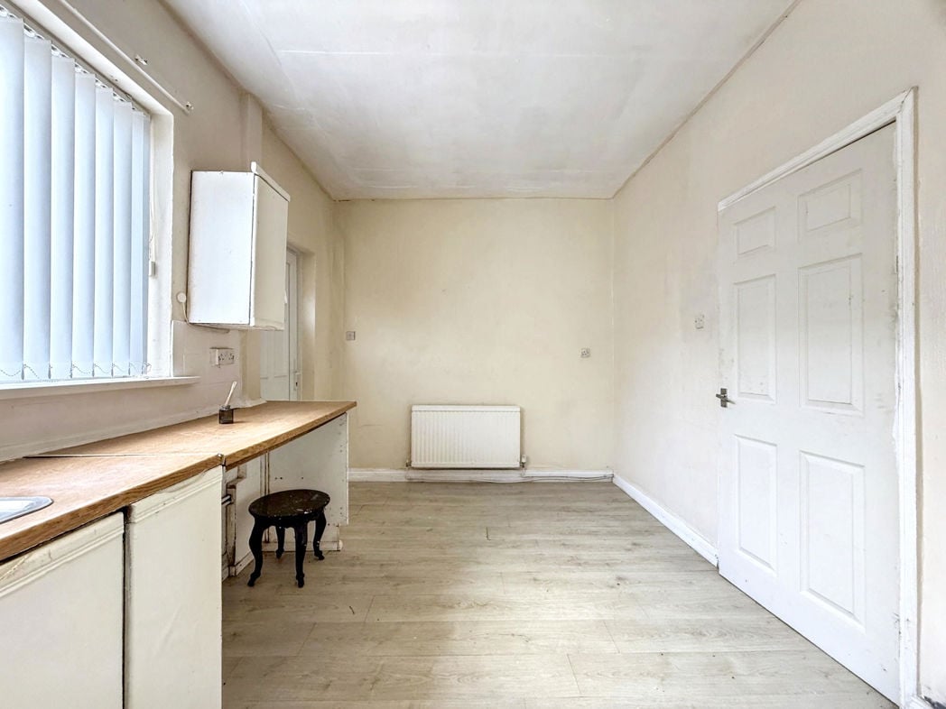 Property image 7 of 16