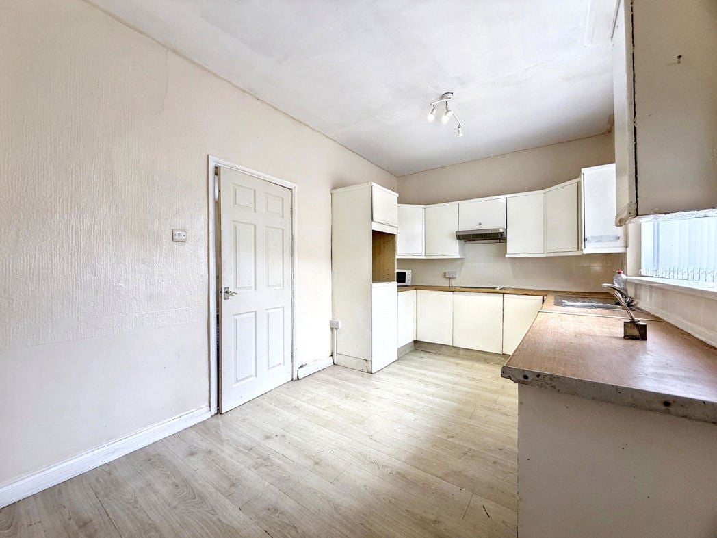 Property image 6 of 16