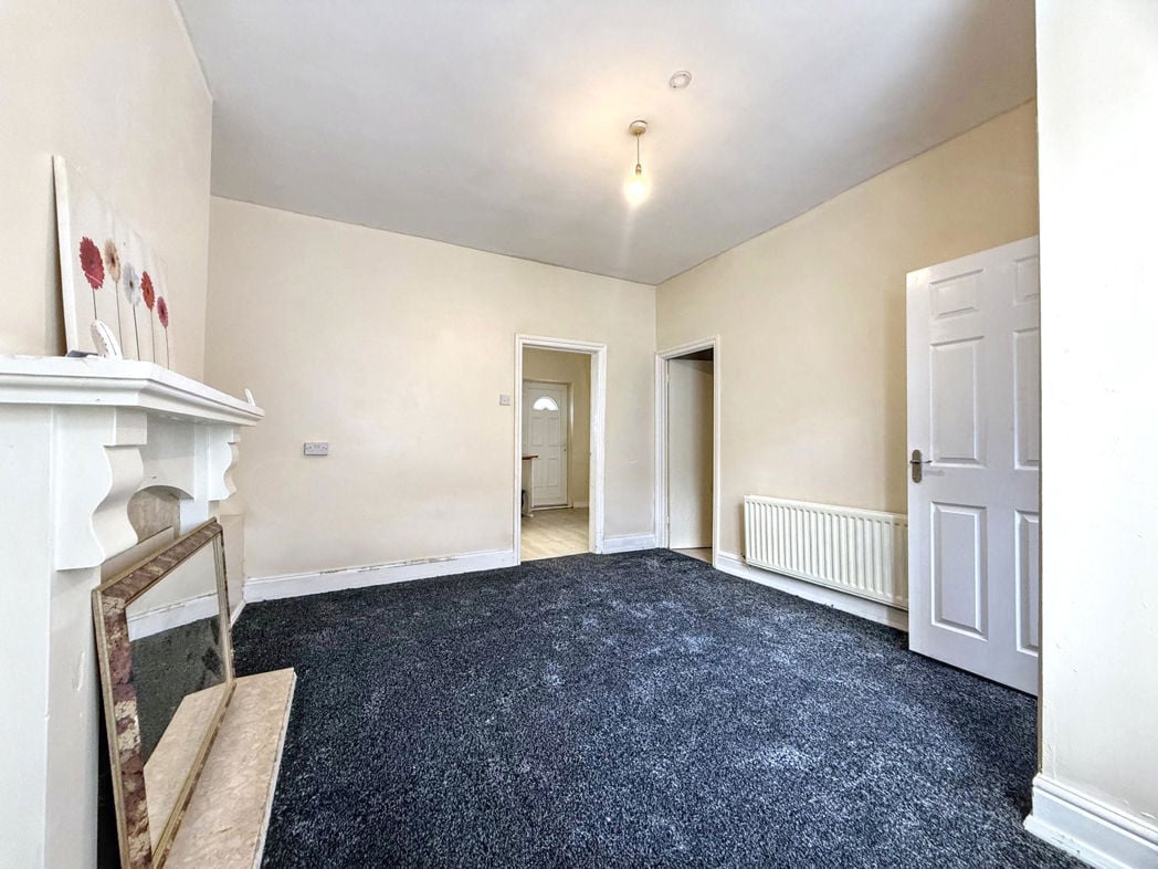 Property image 4 of 16