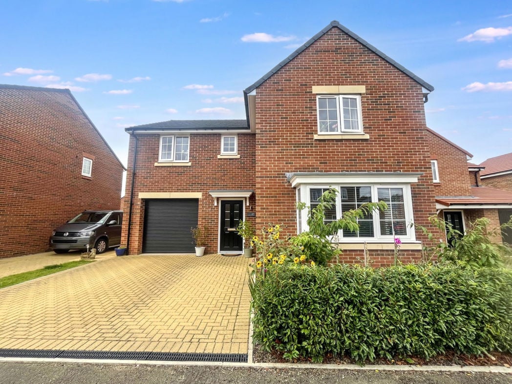 Property image 1 of 17