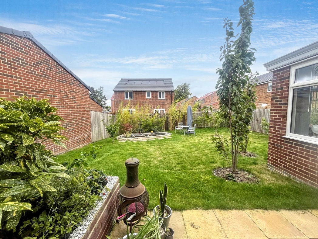 Property image 15 of 17