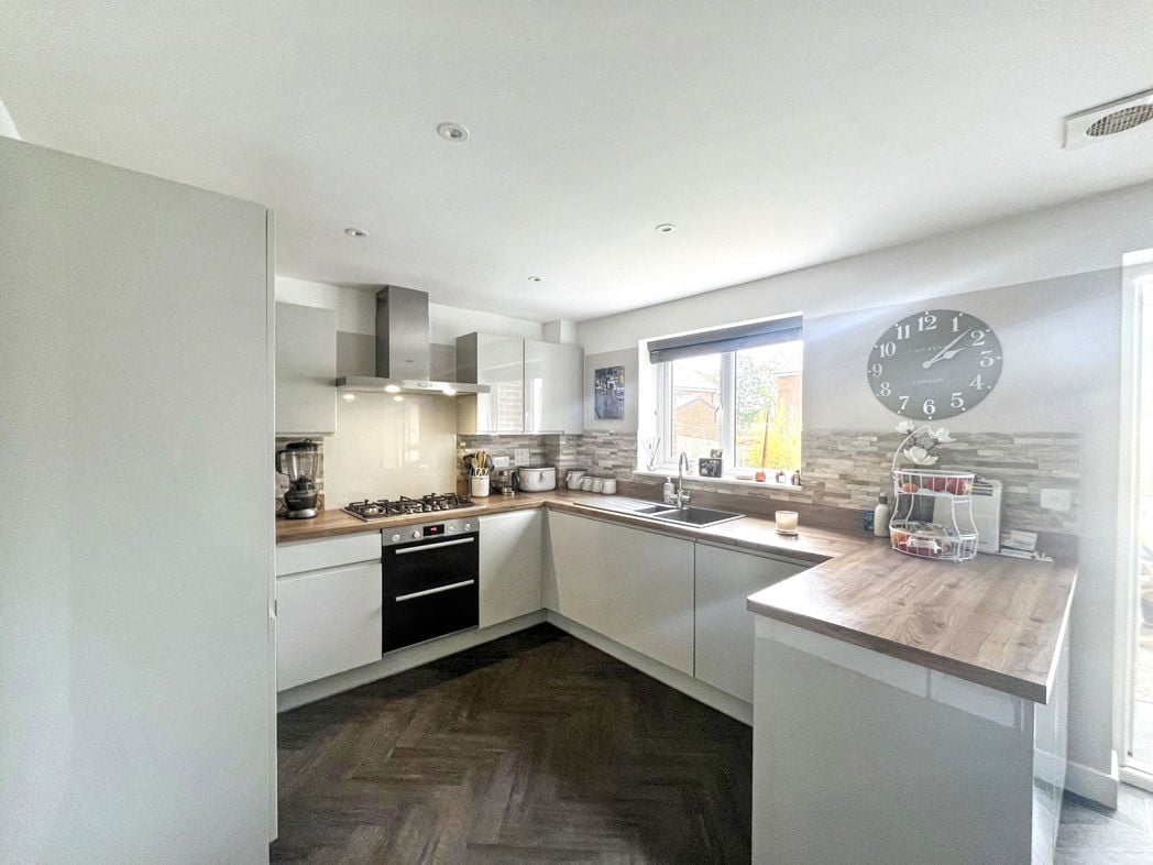 Property image 2 of 17