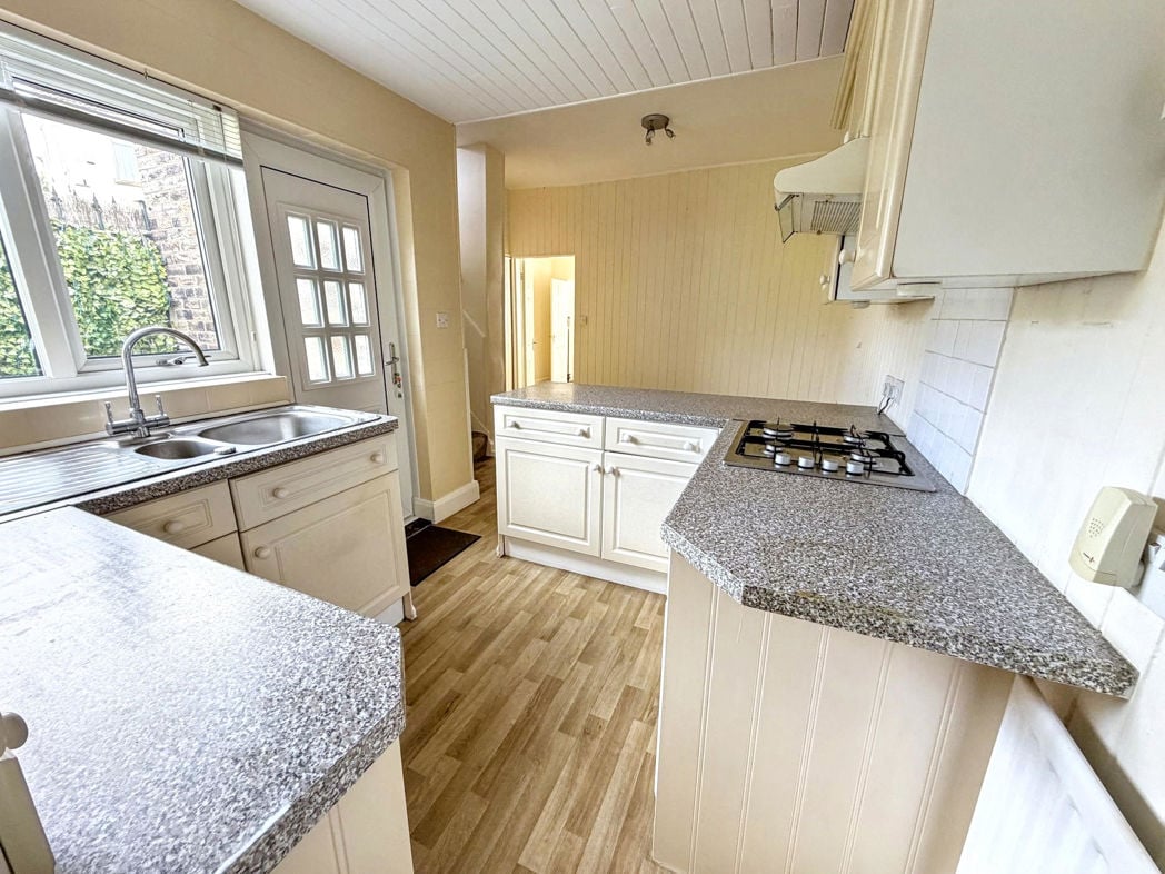 Property image 3 of 12