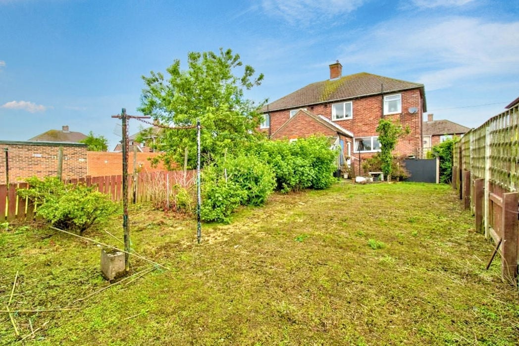 Property image 2 of 3