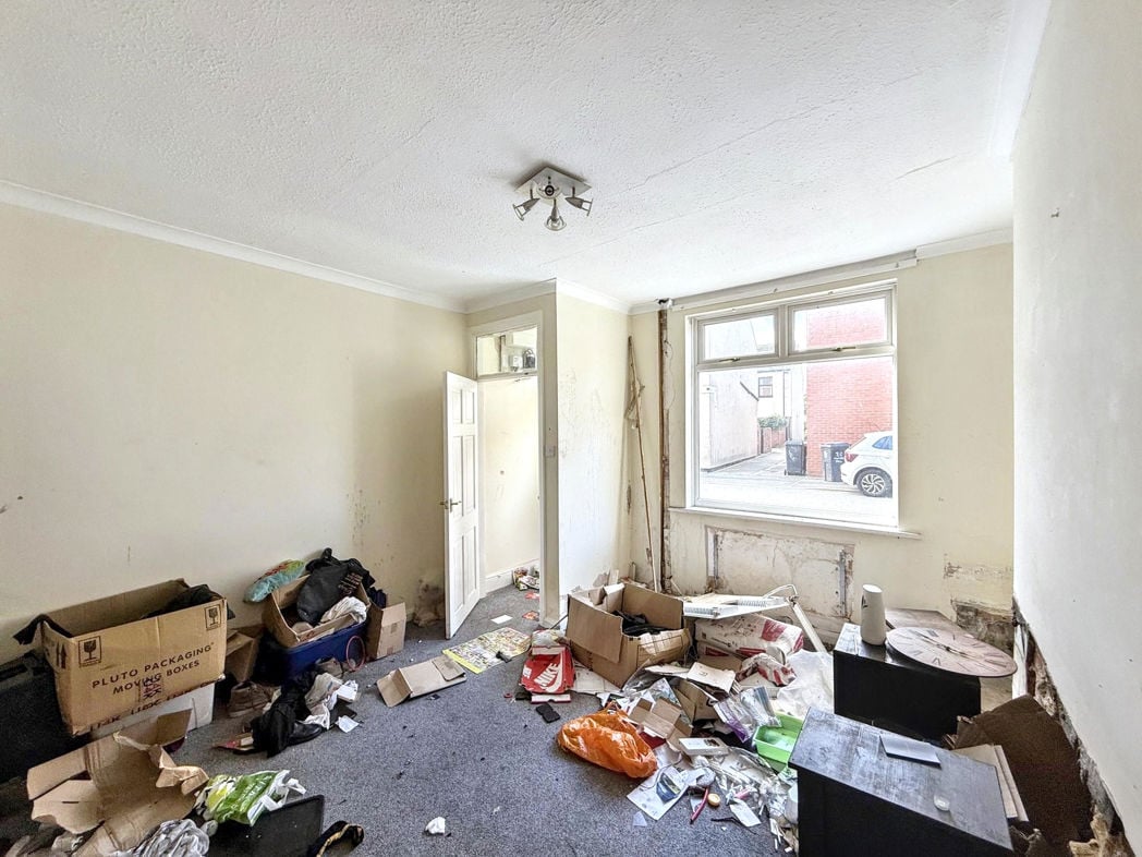 Property image 2 of 10