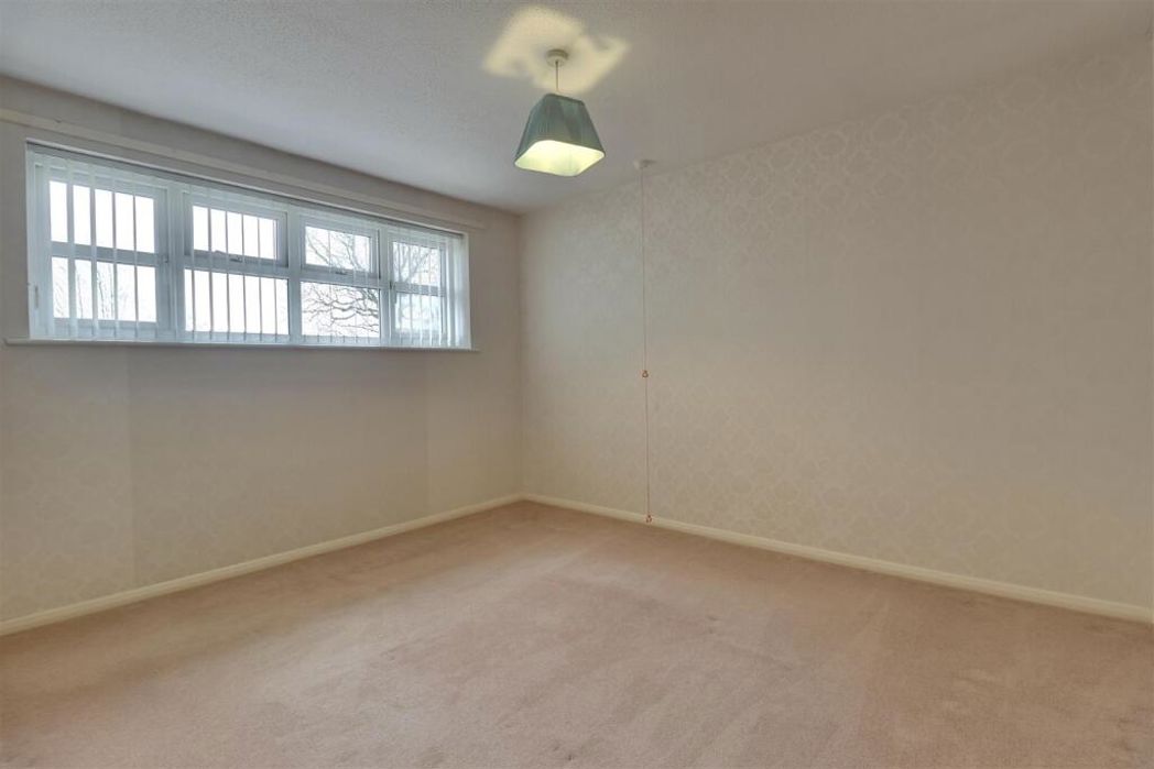 Property image 10 of 13