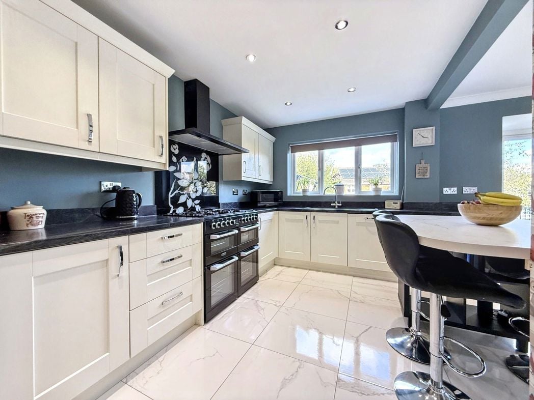 Property image 5 of 71