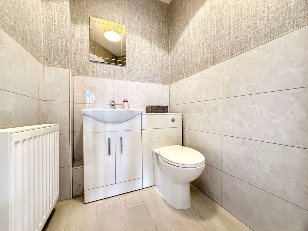Property image 27 of 71