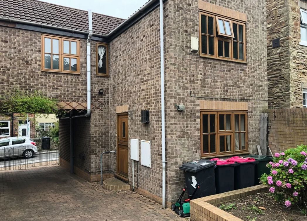 Property image 6 of 10