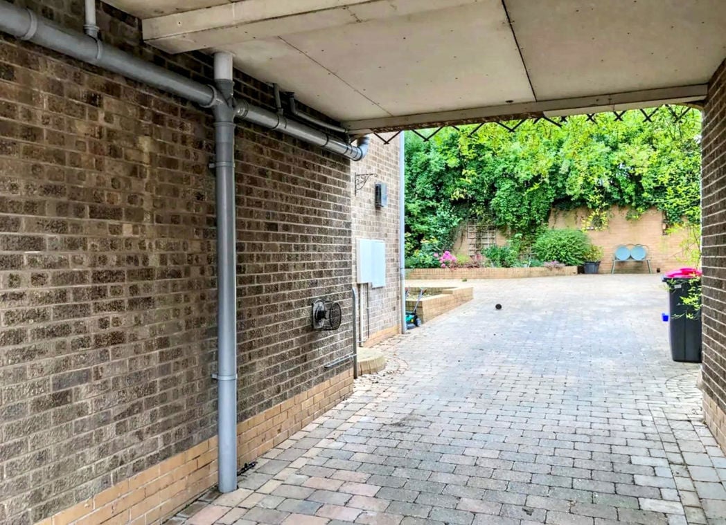 Property image 3 of 10