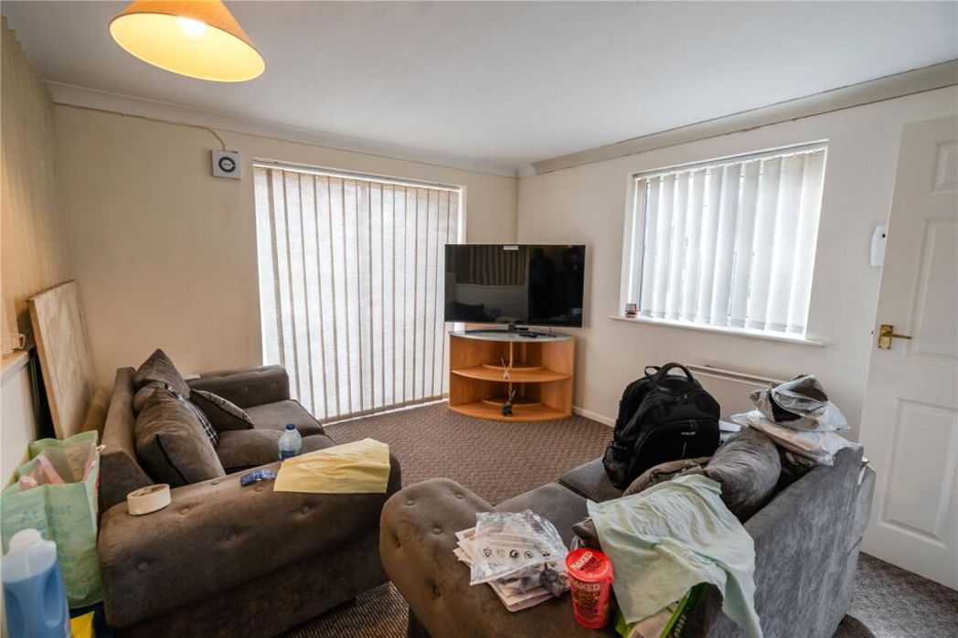 Property image 2 of 11