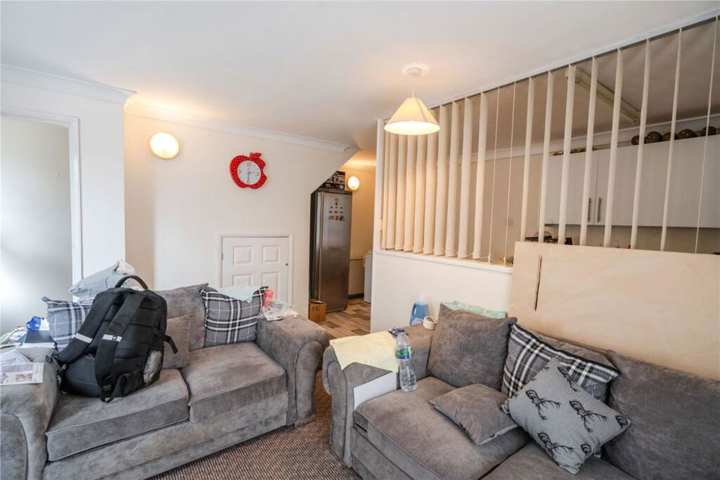 Property image 3 of 11