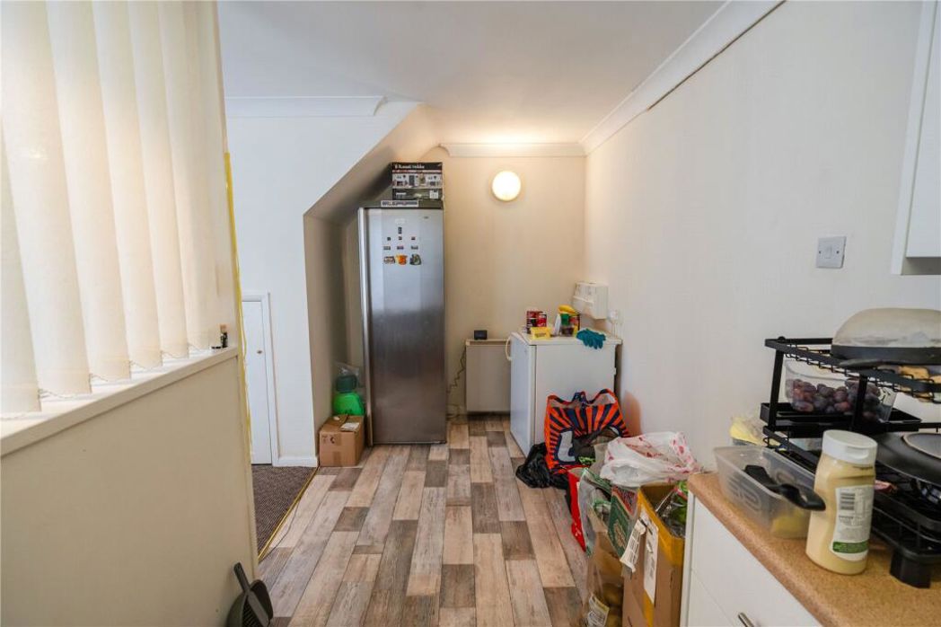 Property image 5 of 11