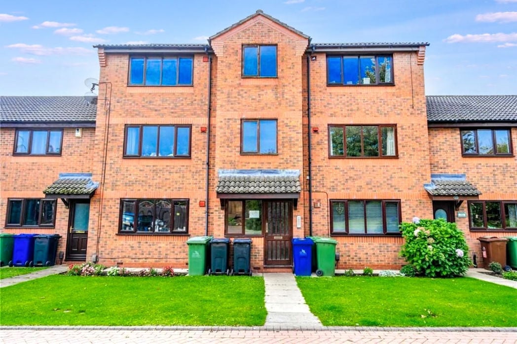 Property image 1 of 12