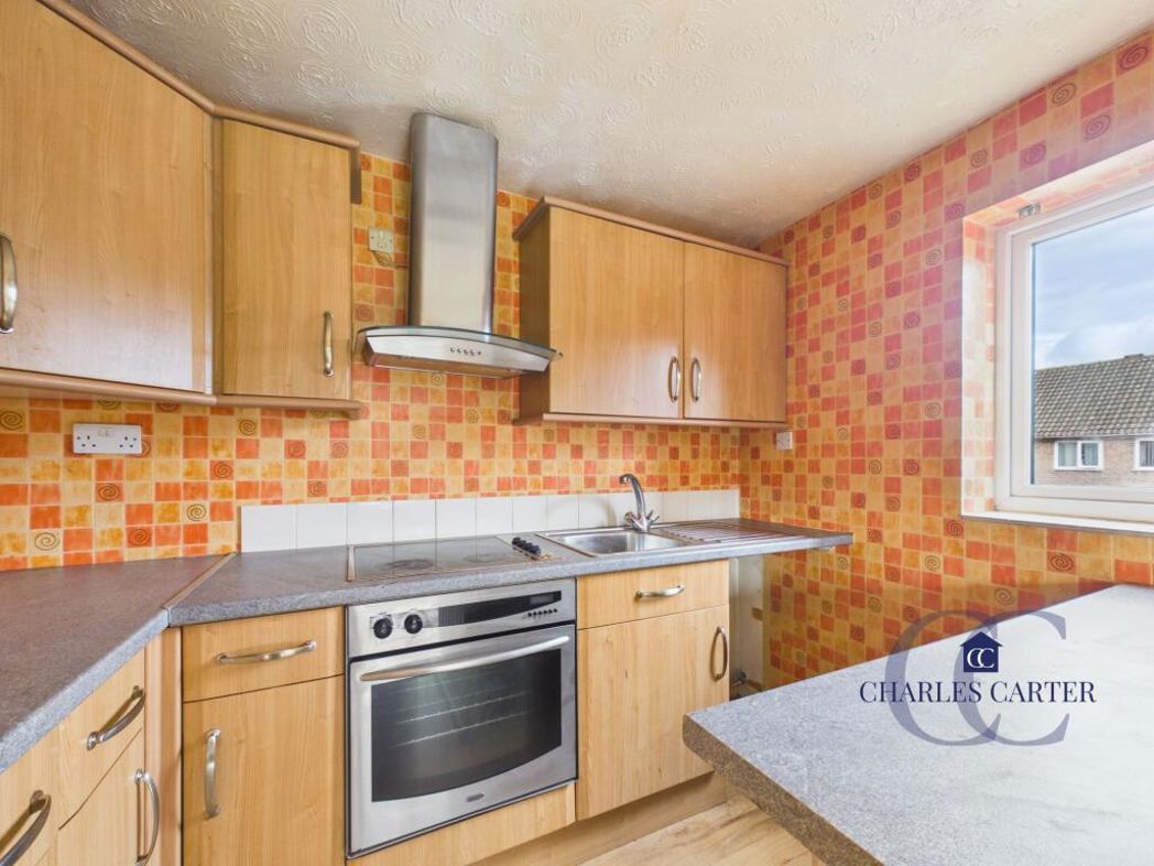 Property image 2 of 9