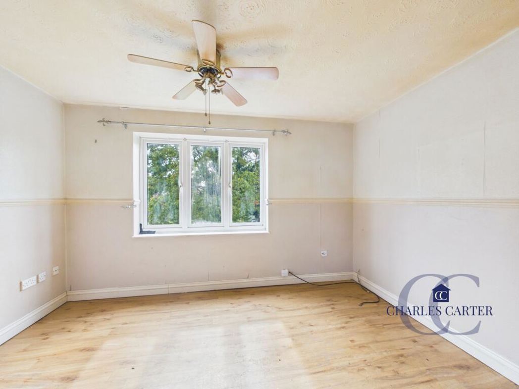 Property image 5 of 9