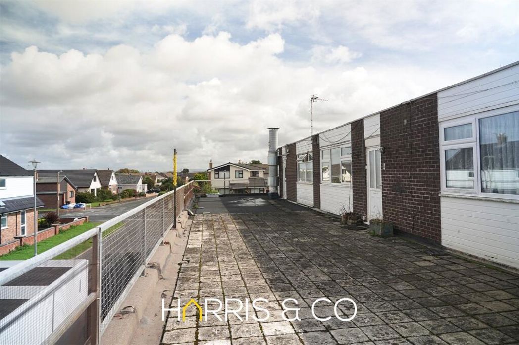 Property image 10 of 11