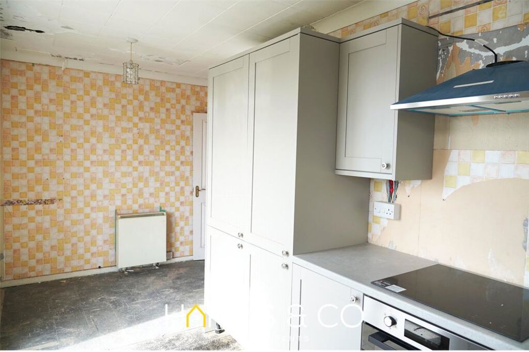 Property image 3 of 11