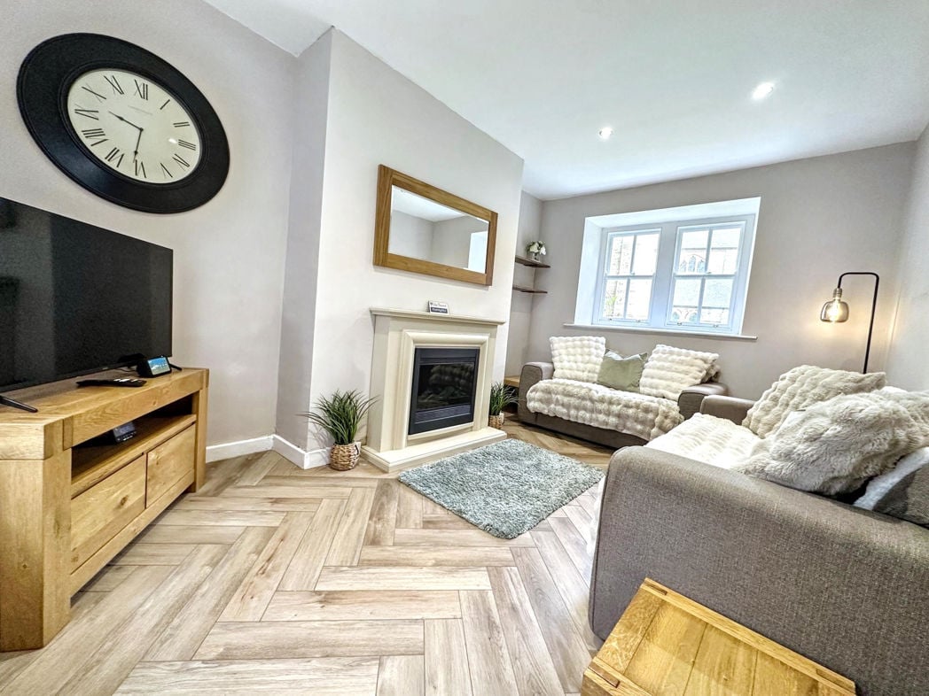 Property image 2 of 14