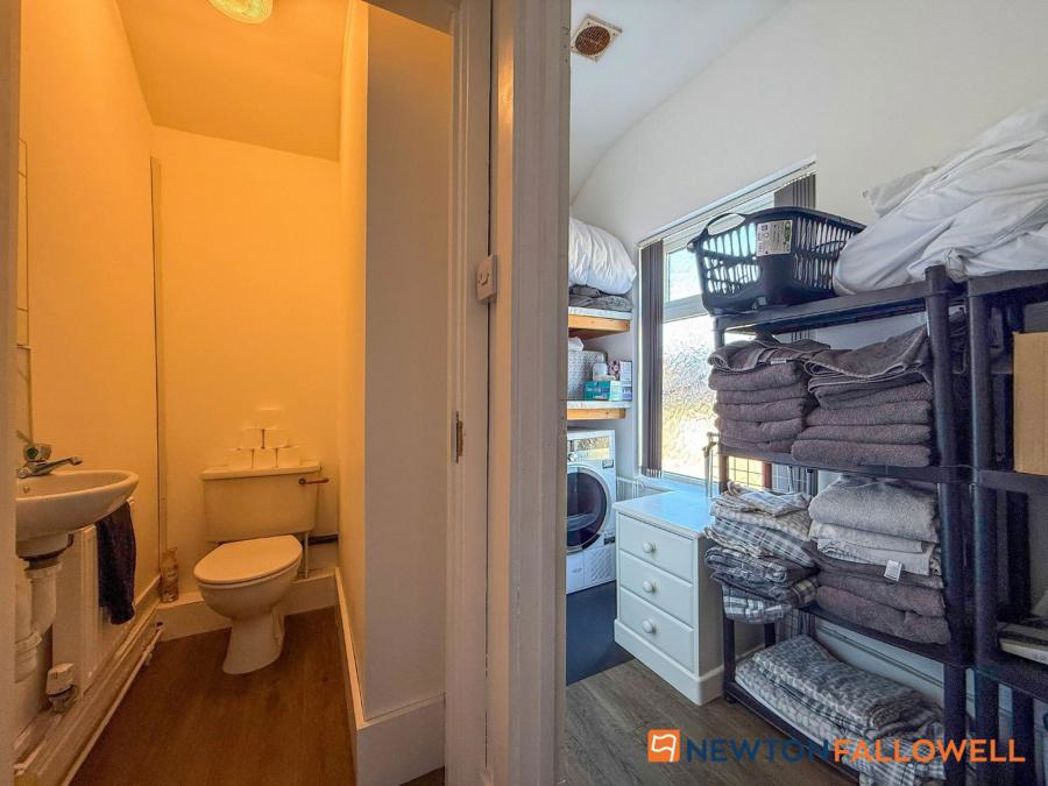 Property image 13 of 17