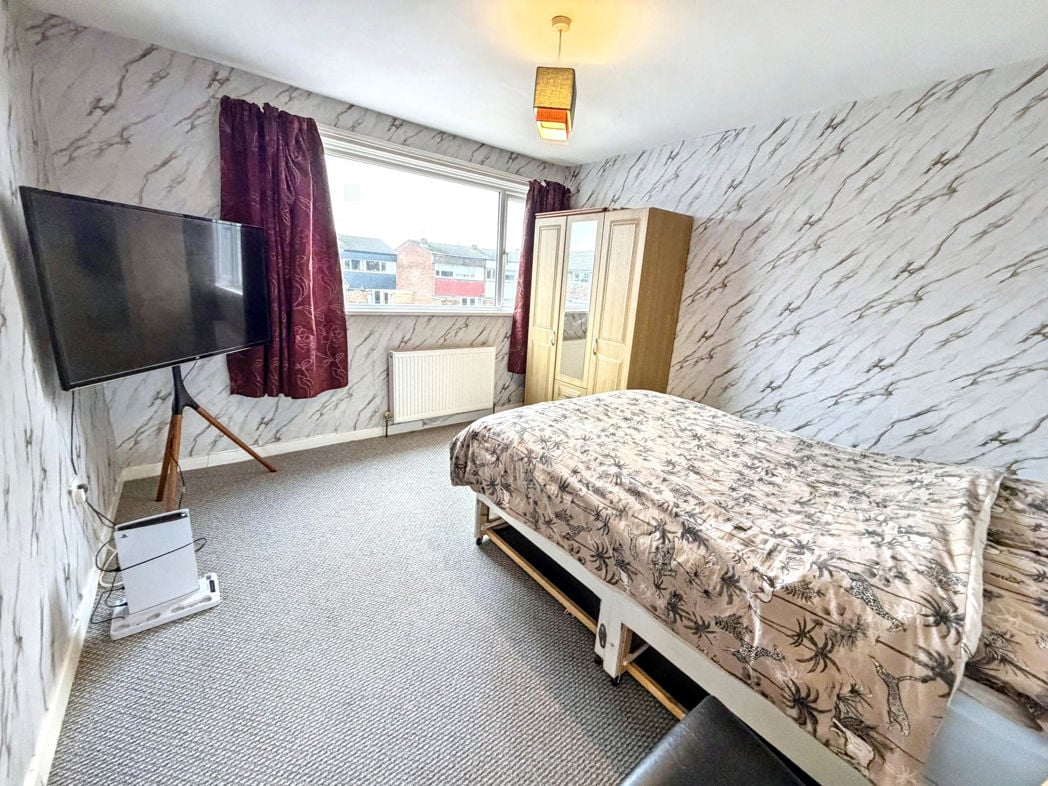 Main bedroom