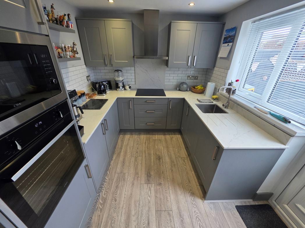 Property image 8 of 22
