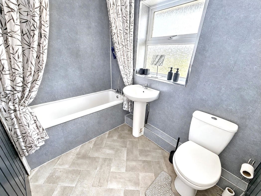 Bathroom W/C