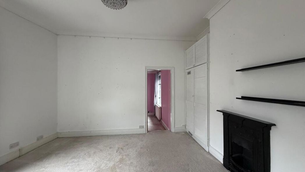 Property image 7 of 19
