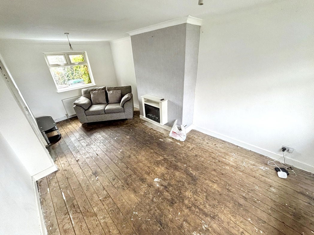 Property image 3 of 13
