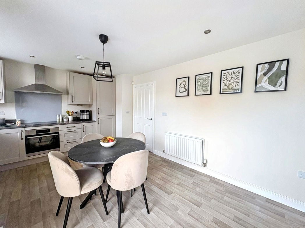Property image 5 of 22