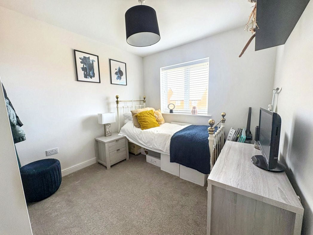 Property image 14 of 22