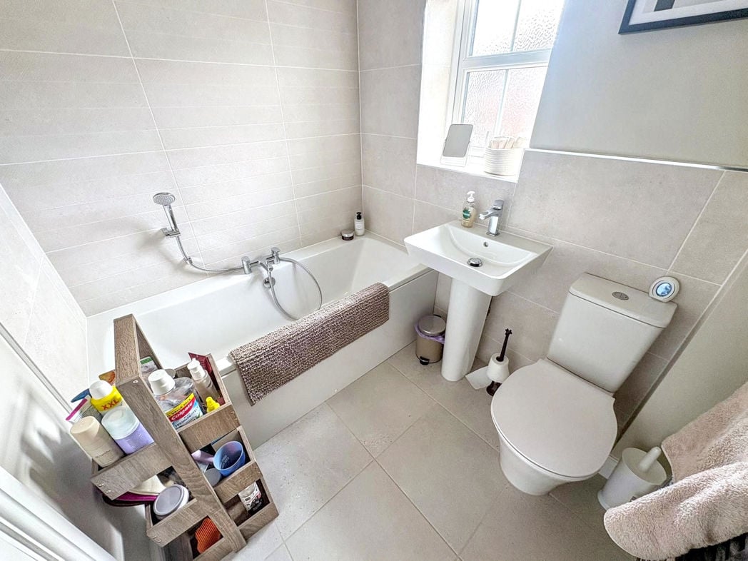 Property image 17 of 22