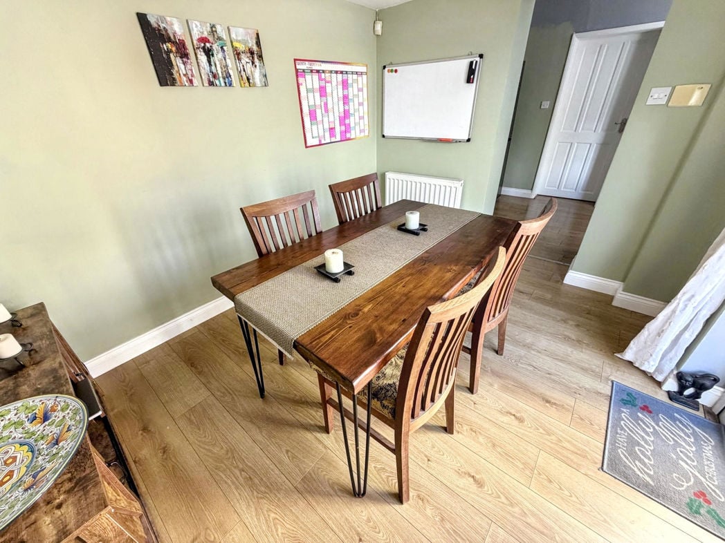 Family Room/Dining Room