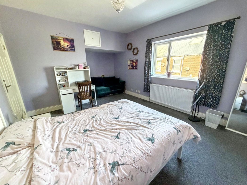 Main bedroom