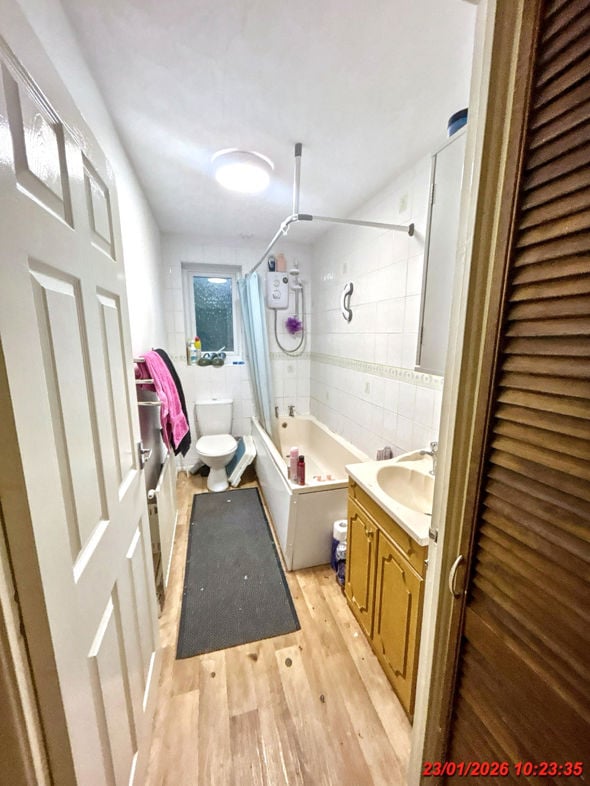 Property image 12 of 14