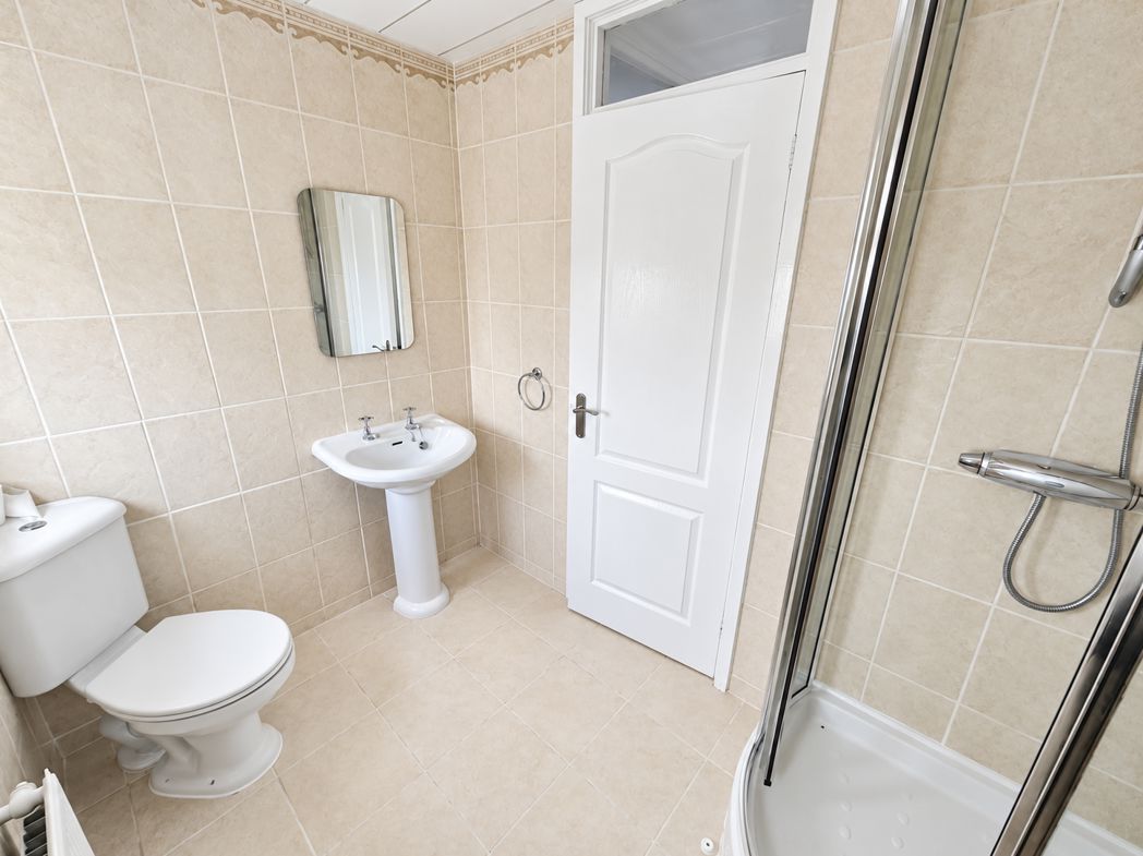 Property image 8 of 10