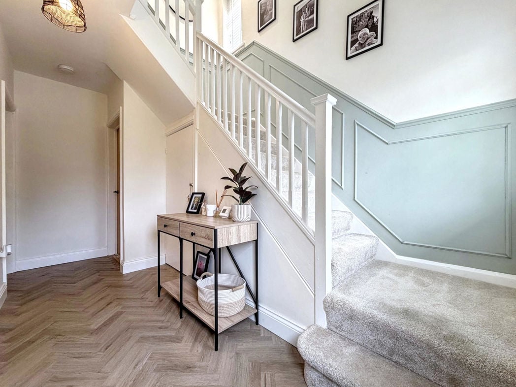 Entrance/Hallway