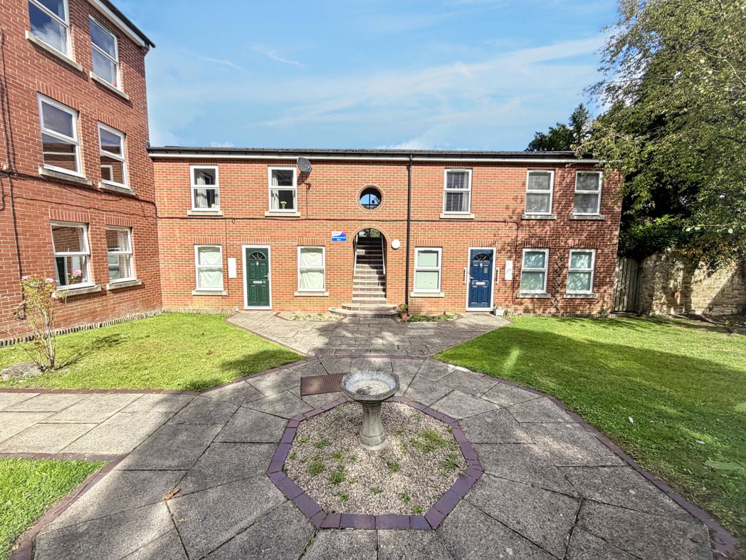 Property image 1 of 6