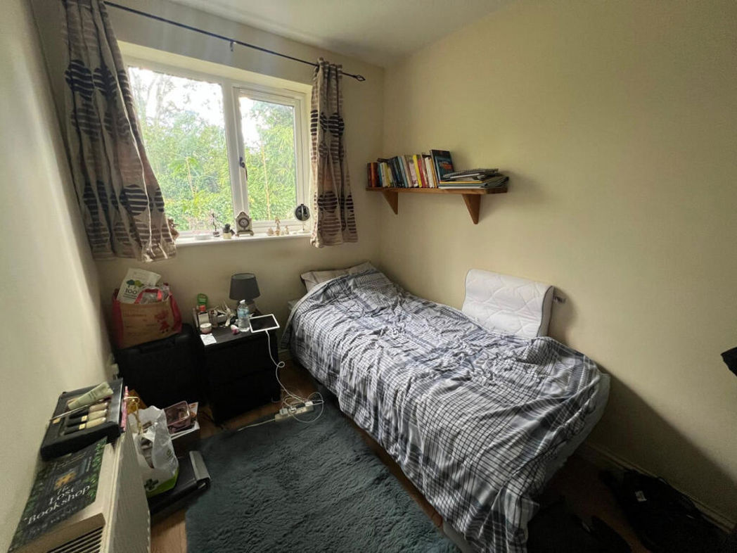 Property image 5 of 11