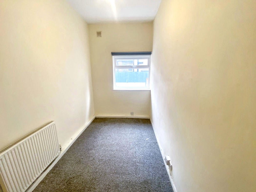 Property image 10 of 12