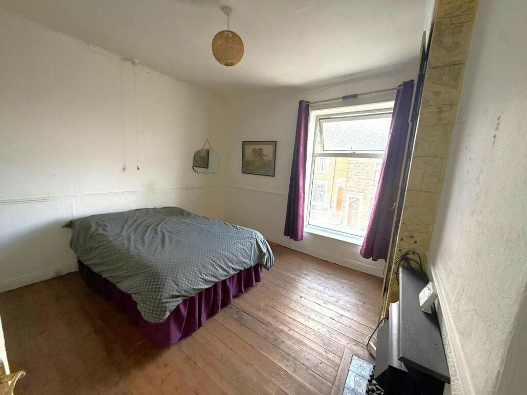 Property image 6 of 11