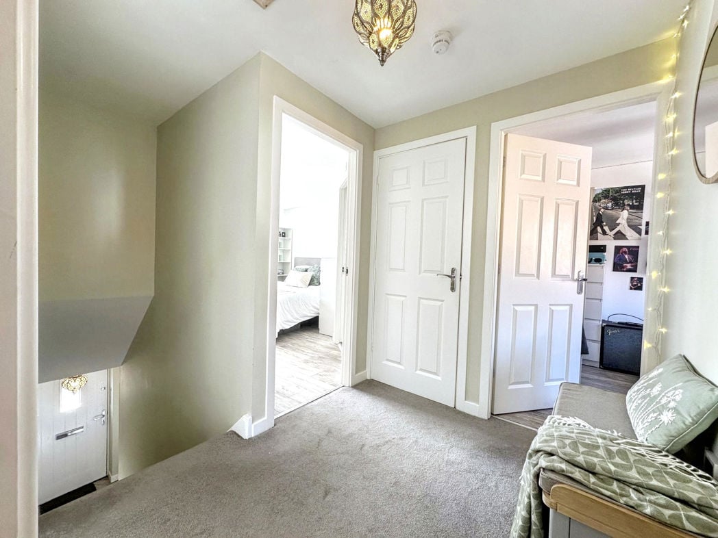 Property image 10 of 23