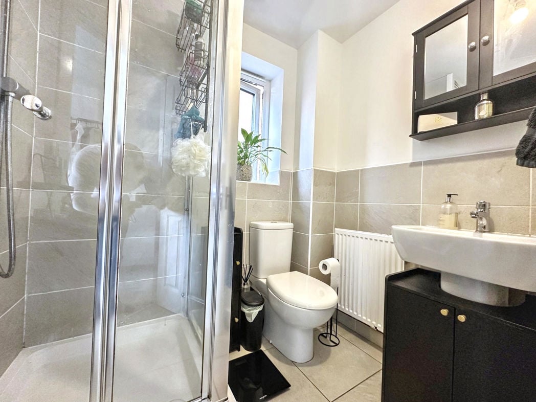Property image 13 of 23