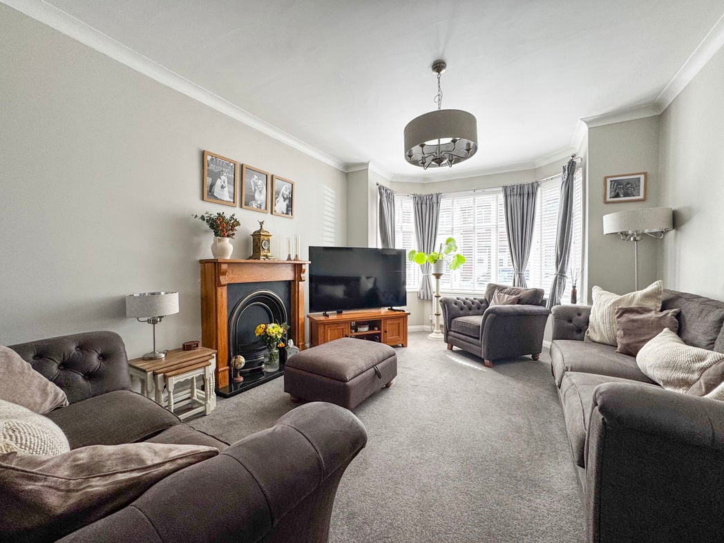 Living & Dining Room