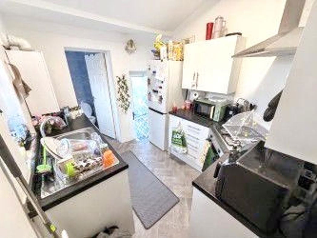 Property image 3 of 8