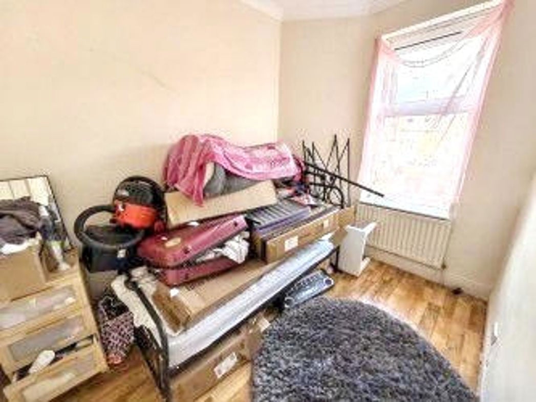 Property image 7 of 8