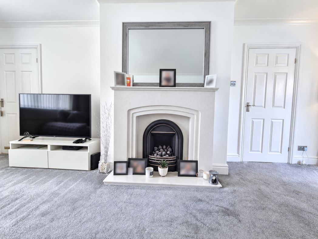 Property image 9 of 24