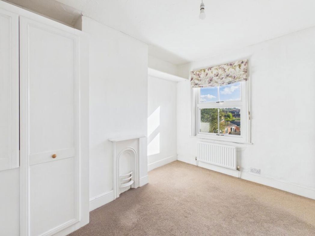 Property image 9 of 12
